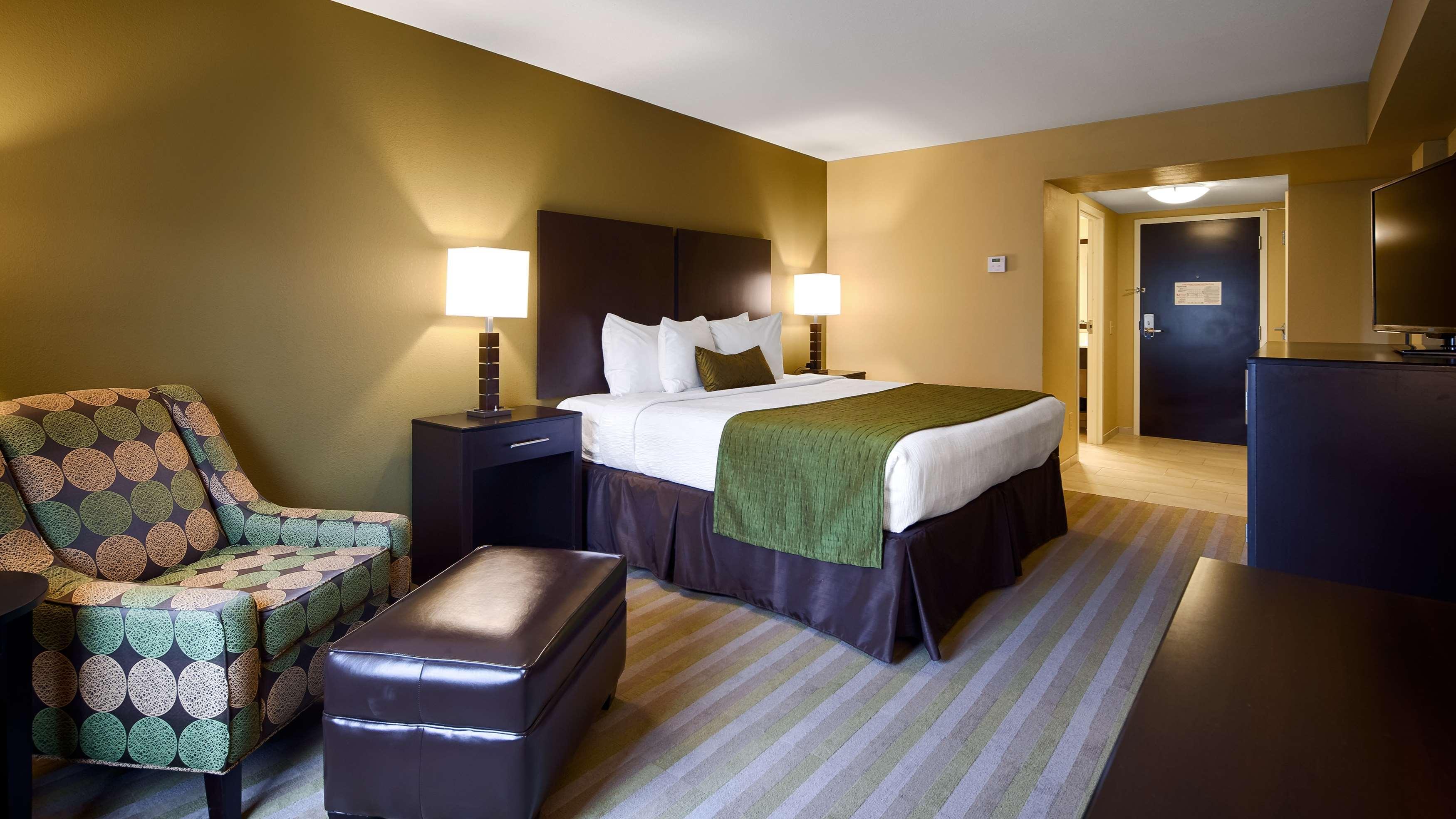 Best Western Plus Thornburg Inn & Suites Zewnętrze zdjęcie