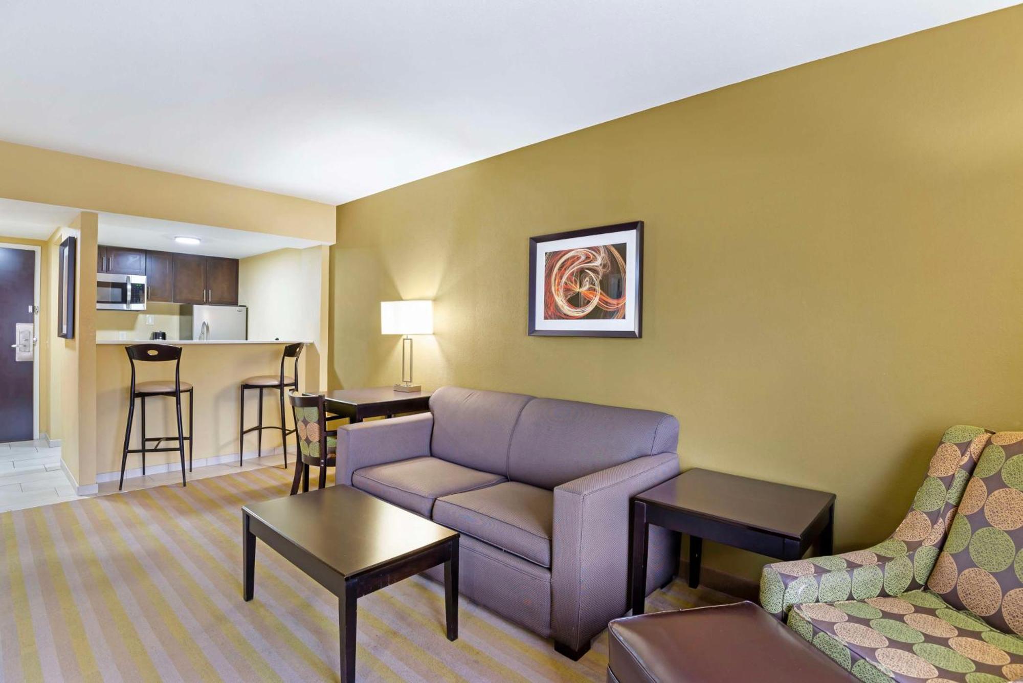 Best Western Plus Thornburg Inn & Suites Zewnętrze zdjęcie