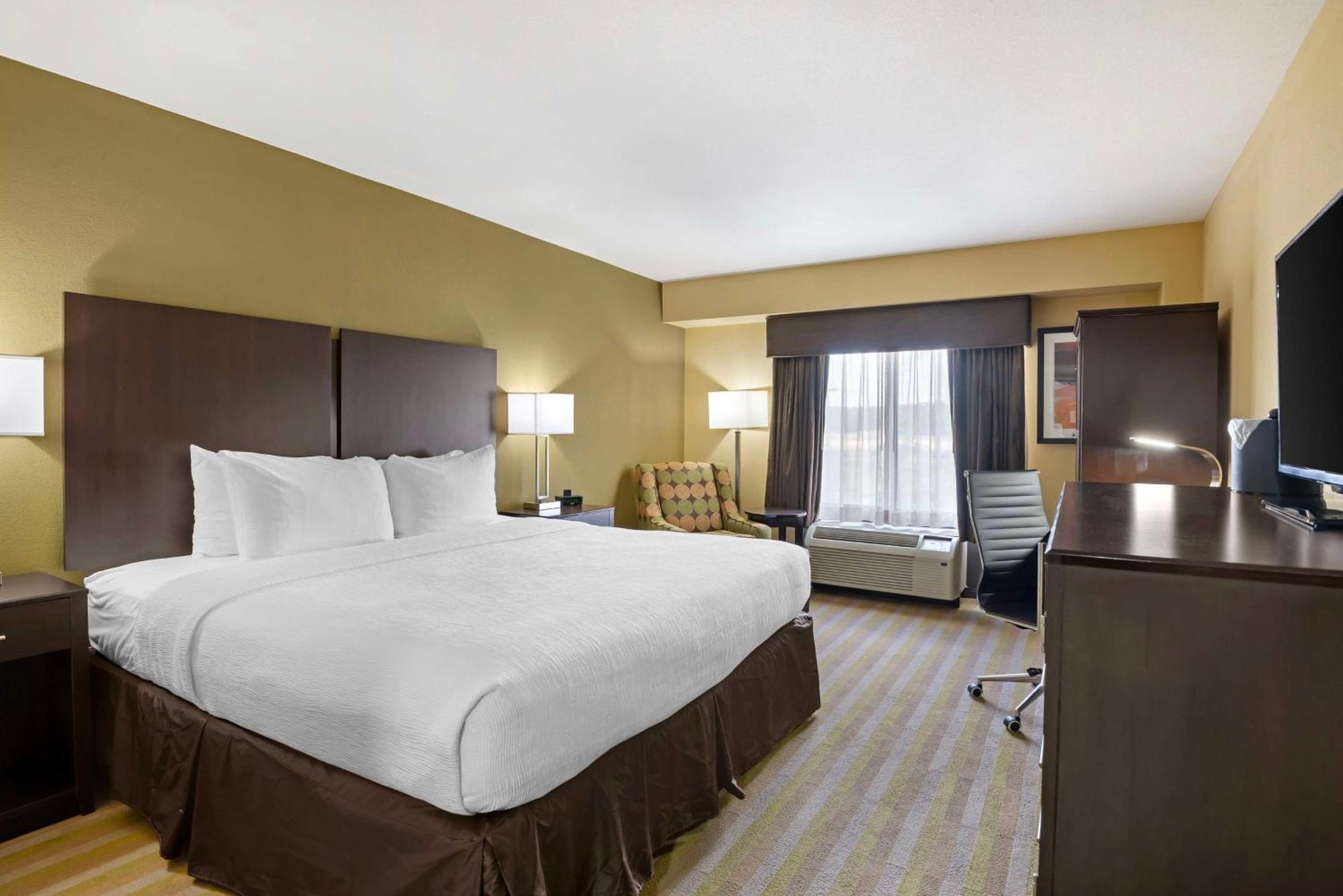 Best Western Plus Thornburg Inn & Suites Zewnętrze zdjęcie